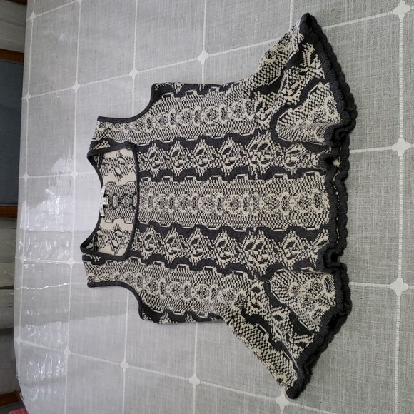 Cabi Sleeveless Peplum Tank Top, Size S - Picture 9 of 16